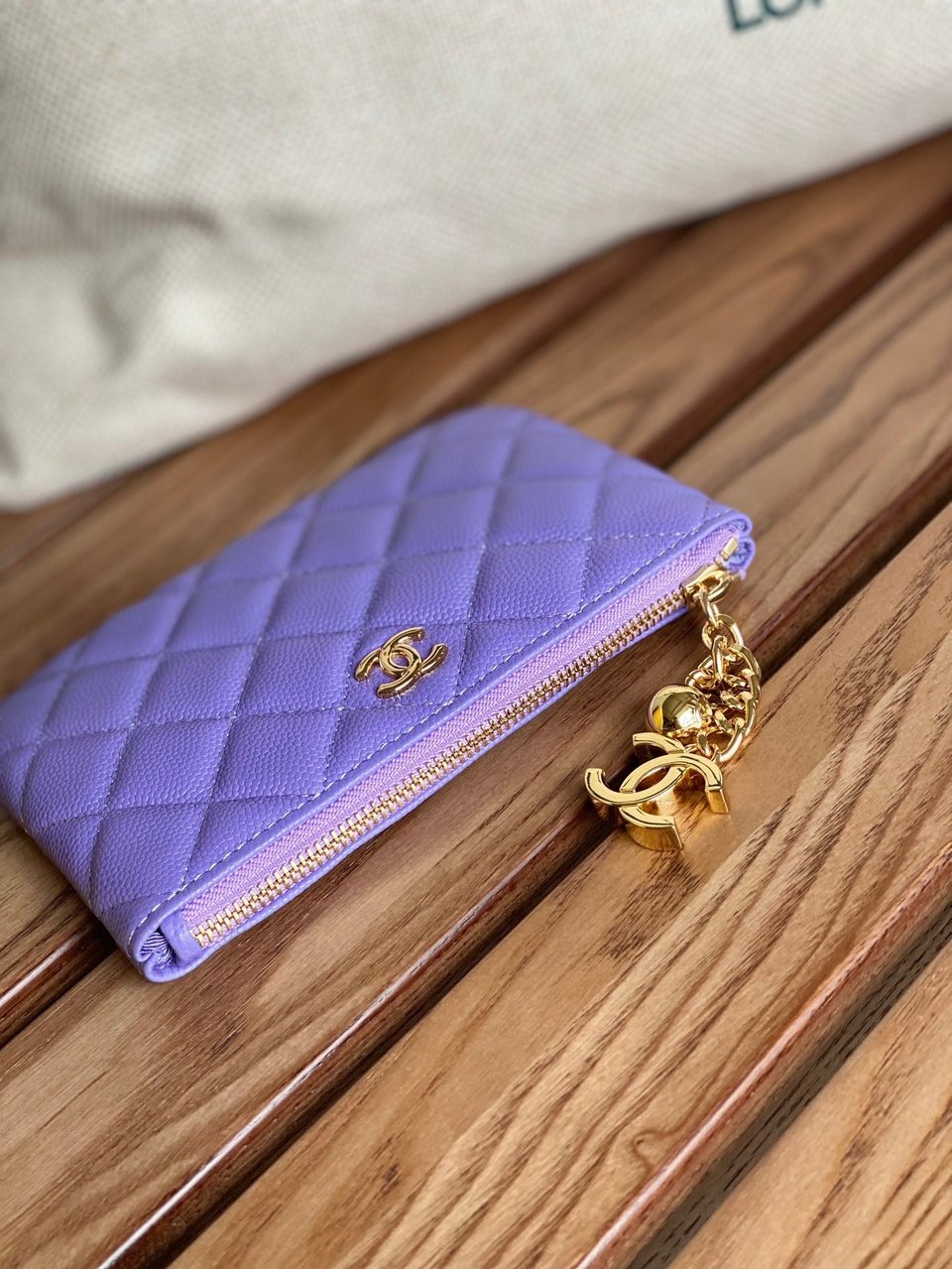 Chanel Zipped Wallet 14Cm Purple Caviar Gold Hardware view 5