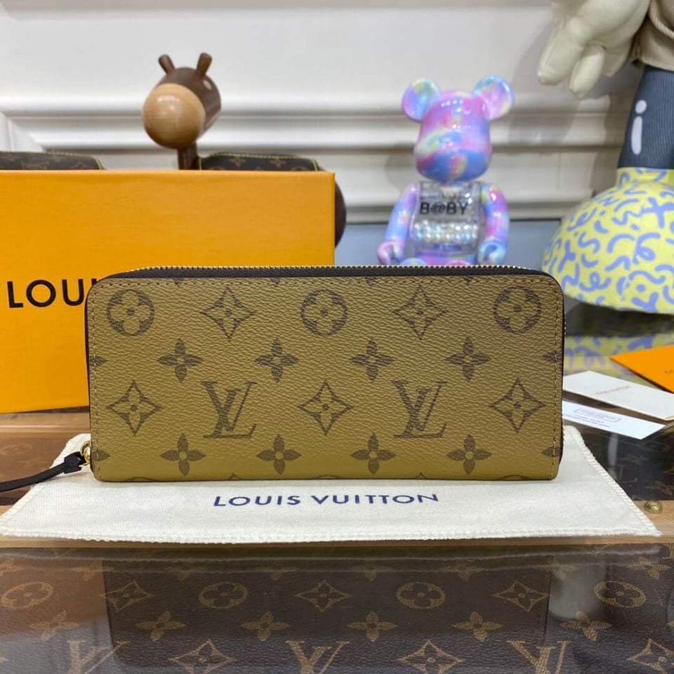 Louis Vuttion Clemence Wallet view 3
