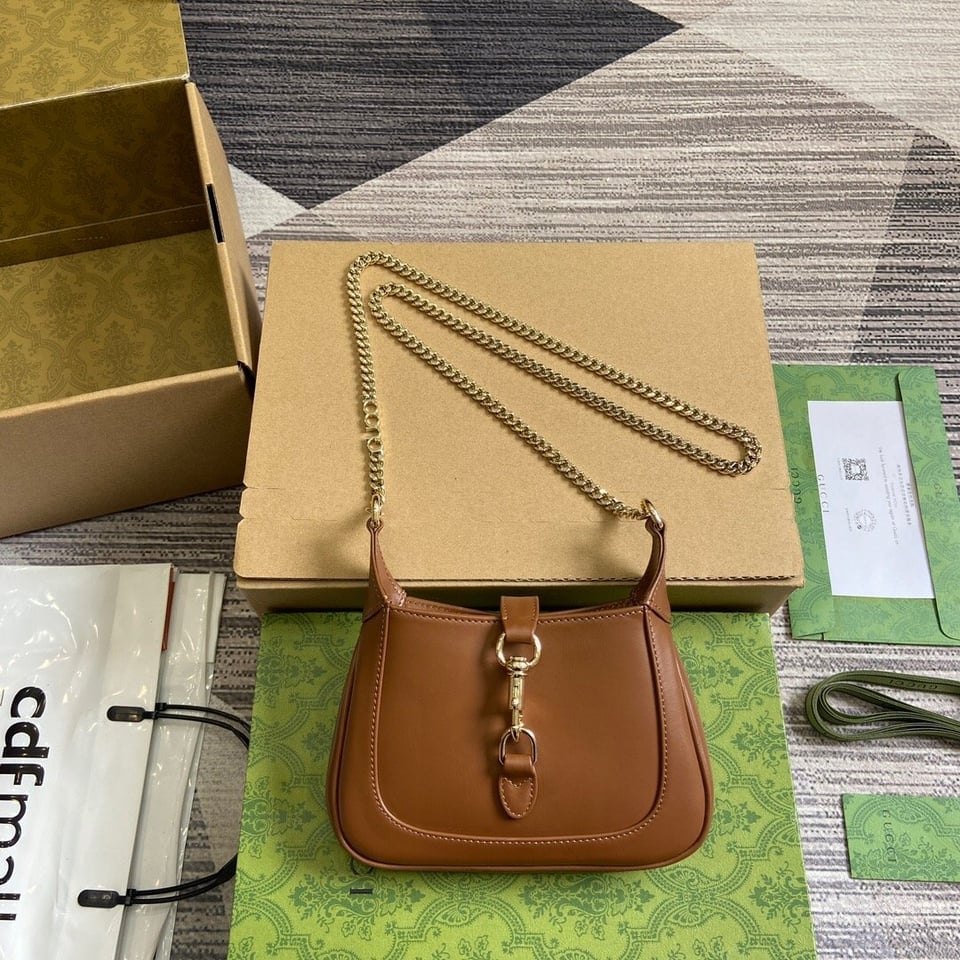Gucci Jackie 1961 Mini Hobo Bag Brown 19cm view 3