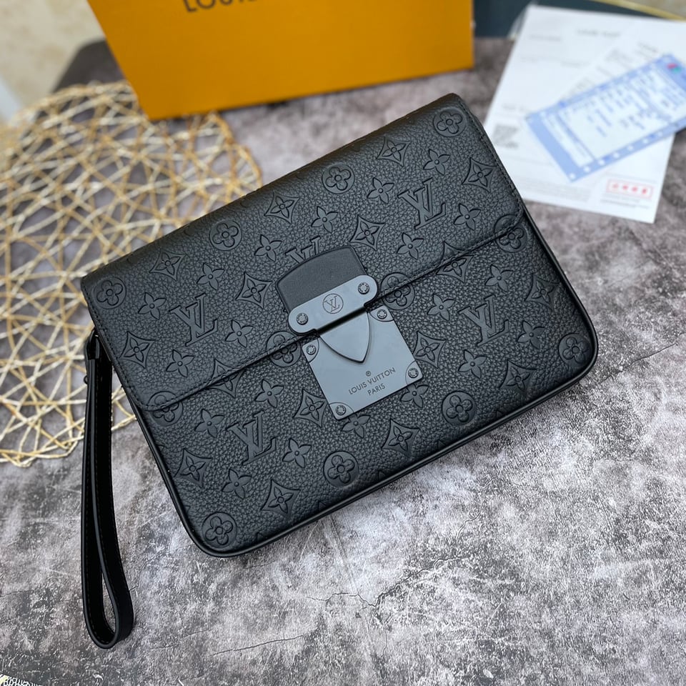 Louis Vuitton S Lock A4 Pouch Black 28Cm M80582 view 4