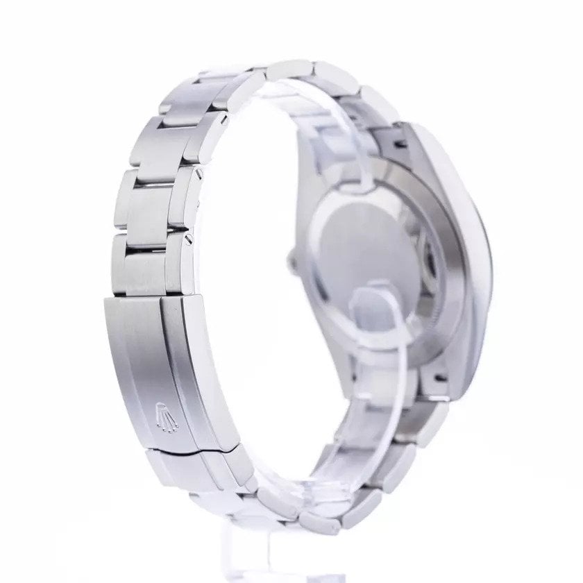 Rolex Oyster Perpetual Lady 34mm Black Dial 124200 view 5