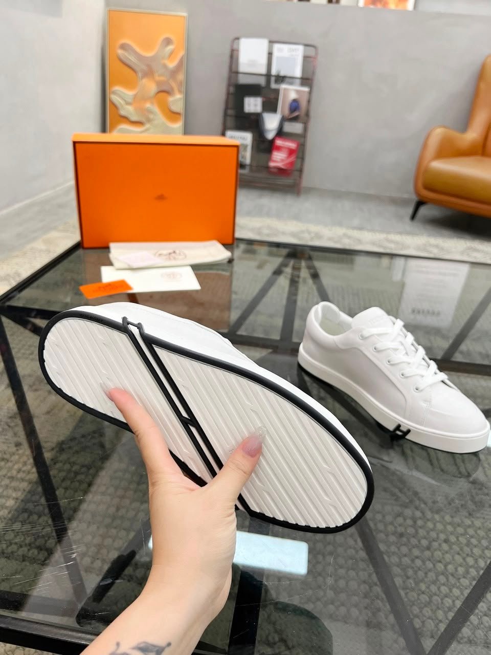 Hermes Kid Sneakers Blanc Color Goatskin H251929ZH90390 view 6