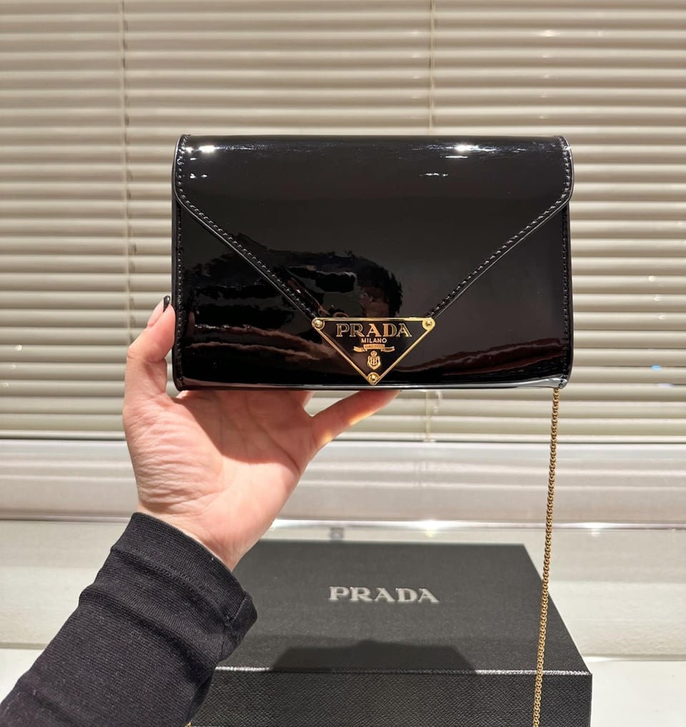 Prada Patent Leather Mini Bag Black 20Cm view 3