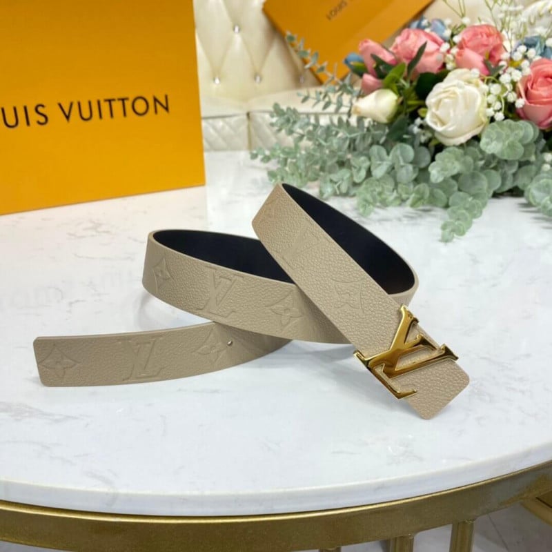 Louis Vuitton LV Iconic 30mm Reversible Belt M0328V view 3