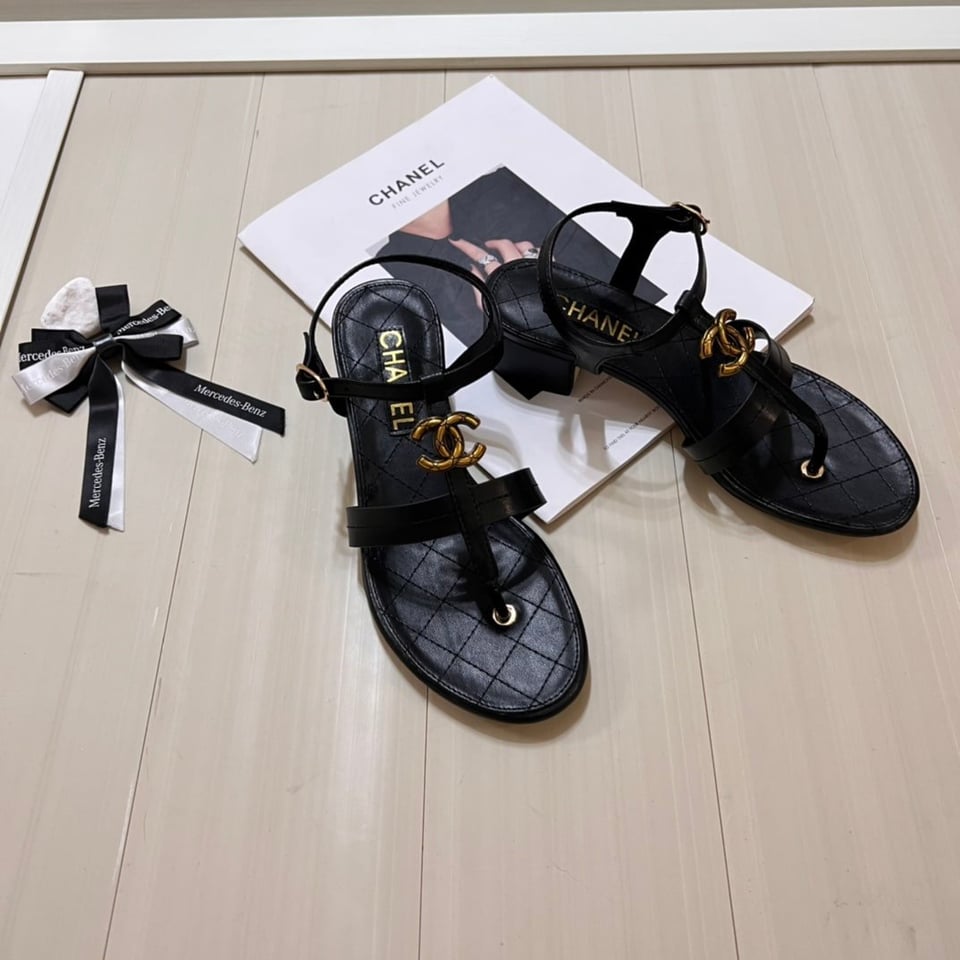 Chanel Sandal Open Round Toe Flip Flops Black view 3