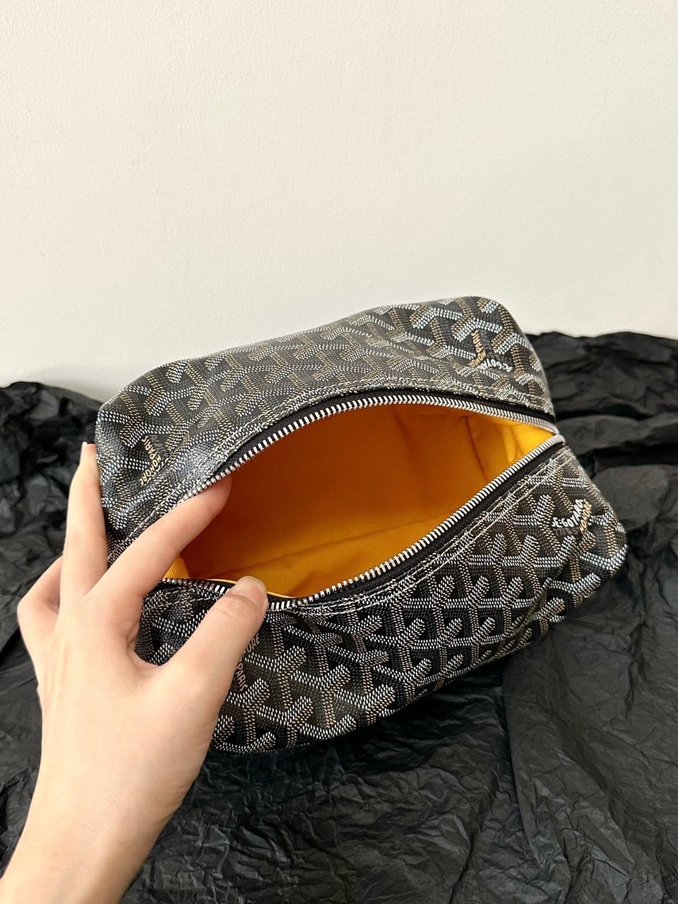 Goyard Goya Cosmetic Bag 24Cm Black And Tan Canvas view 10
