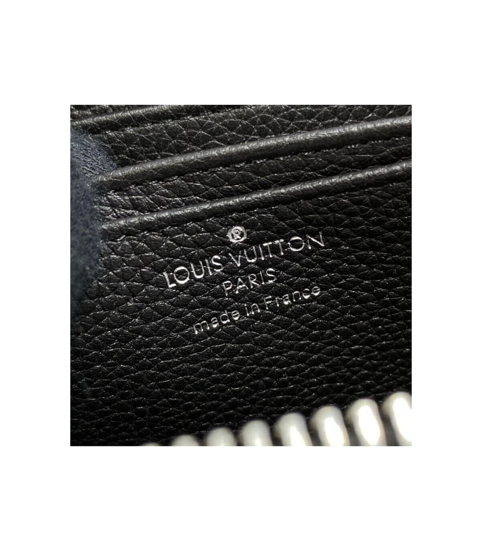 Louis Vuitton Lockme Zippy Coin Purse Black view 9