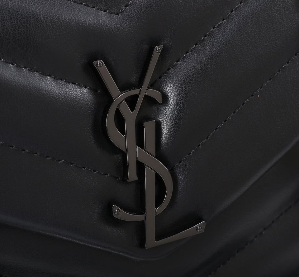 Saint Laurent Loulou Small Chain Bag In Matelasse Y Black Noir 23Cm view 4