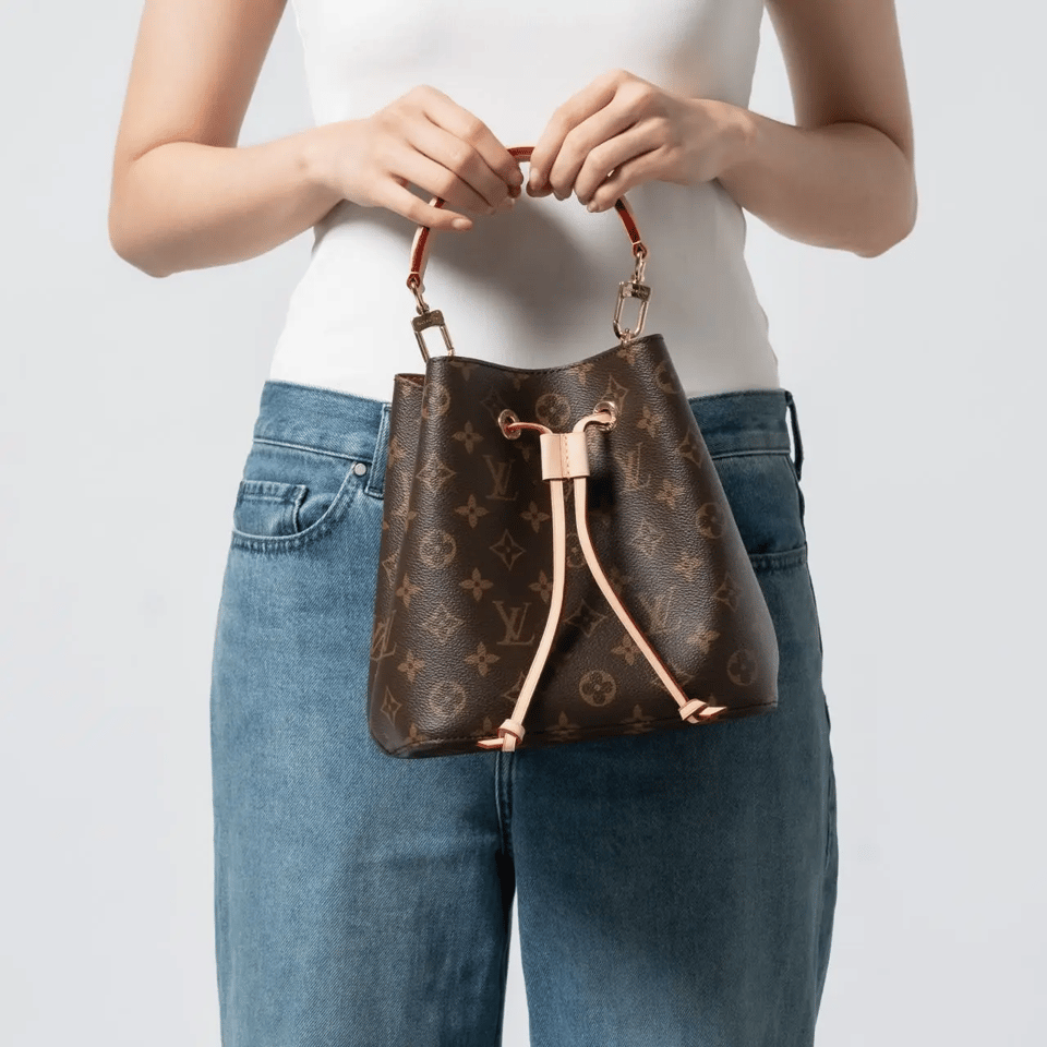Louis Vuitton Néonoé Bb Monogram 20cm M46581 view 11