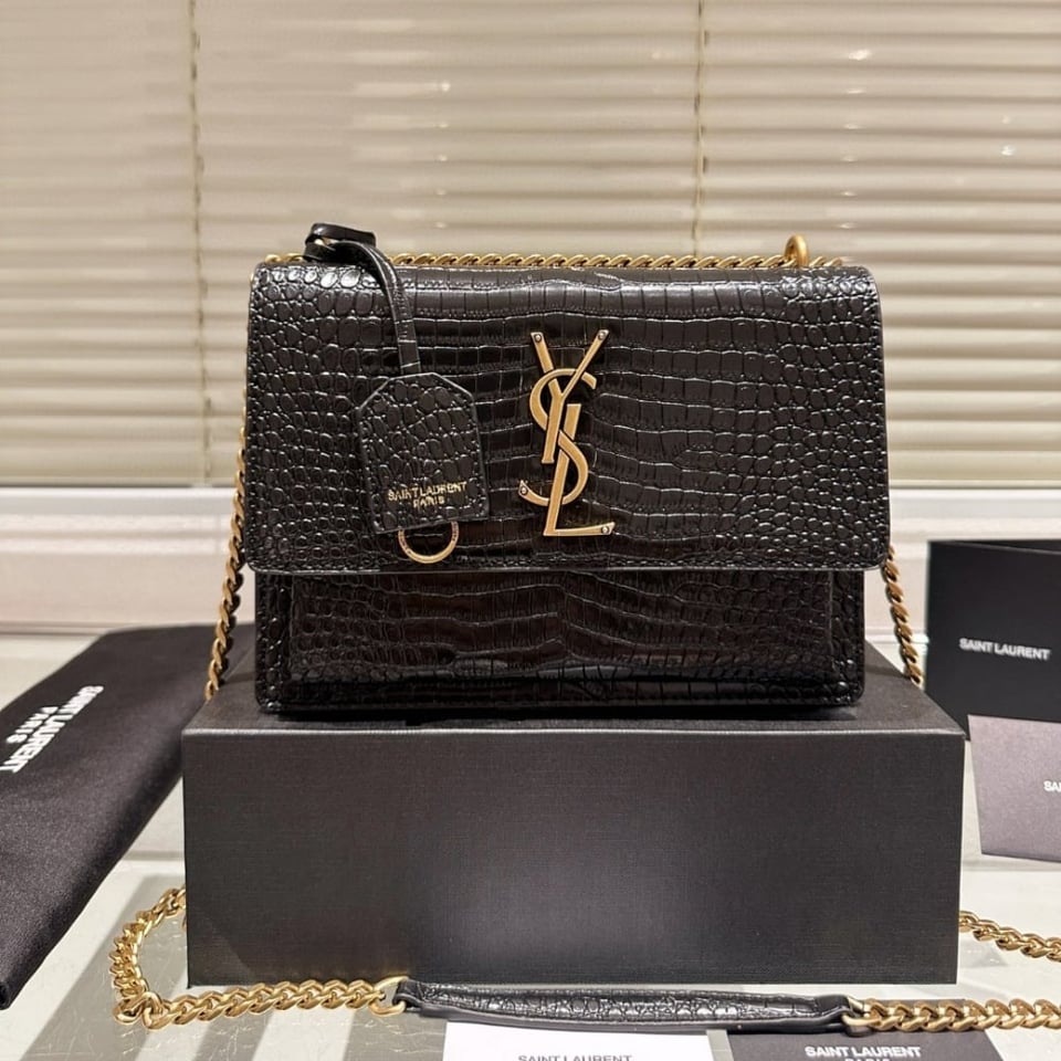 Saint Laurent Sunset Medium In Crocodile Embossed Leather Black 22Cm view 3