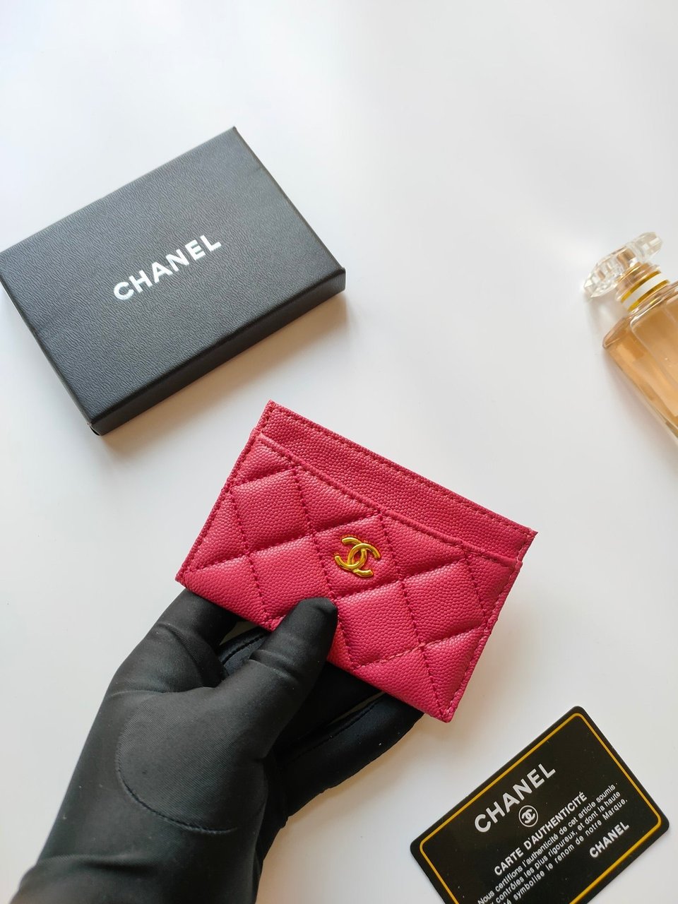 Chanel Card Holder 11.2 Red Pink Grained Calfskin Gold Icon view 4