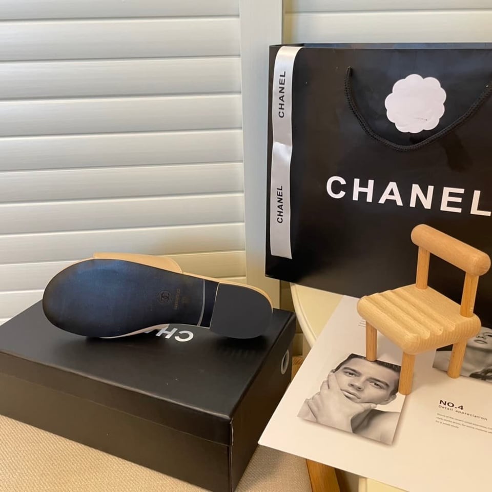 Chanel Black Camellia Slides Beige view 8