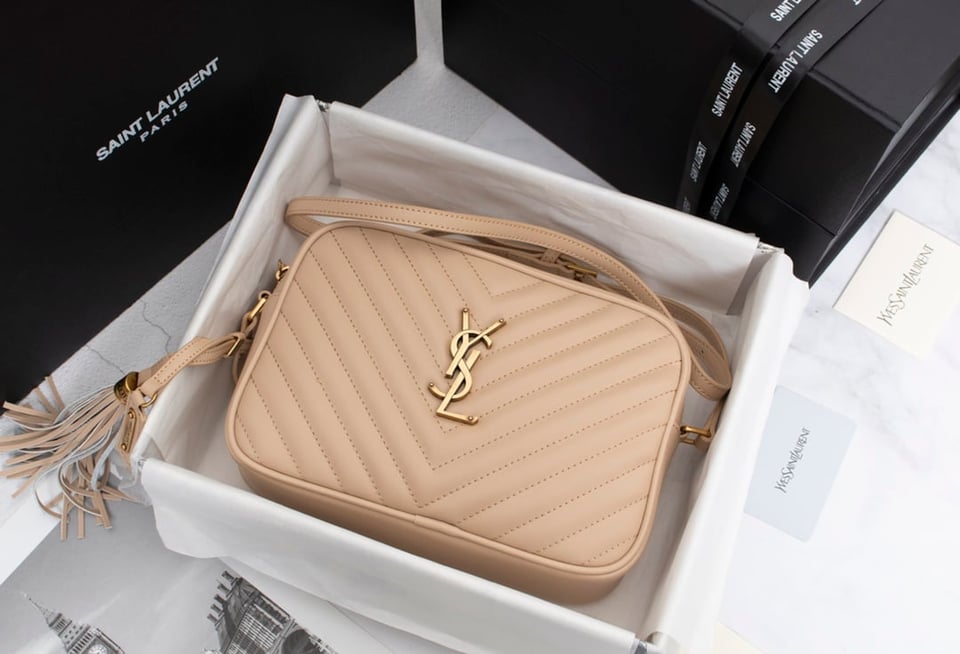 Saint Laurent Lou Camera Bag In Quilted Leather Beige Gold 23Cm view 4