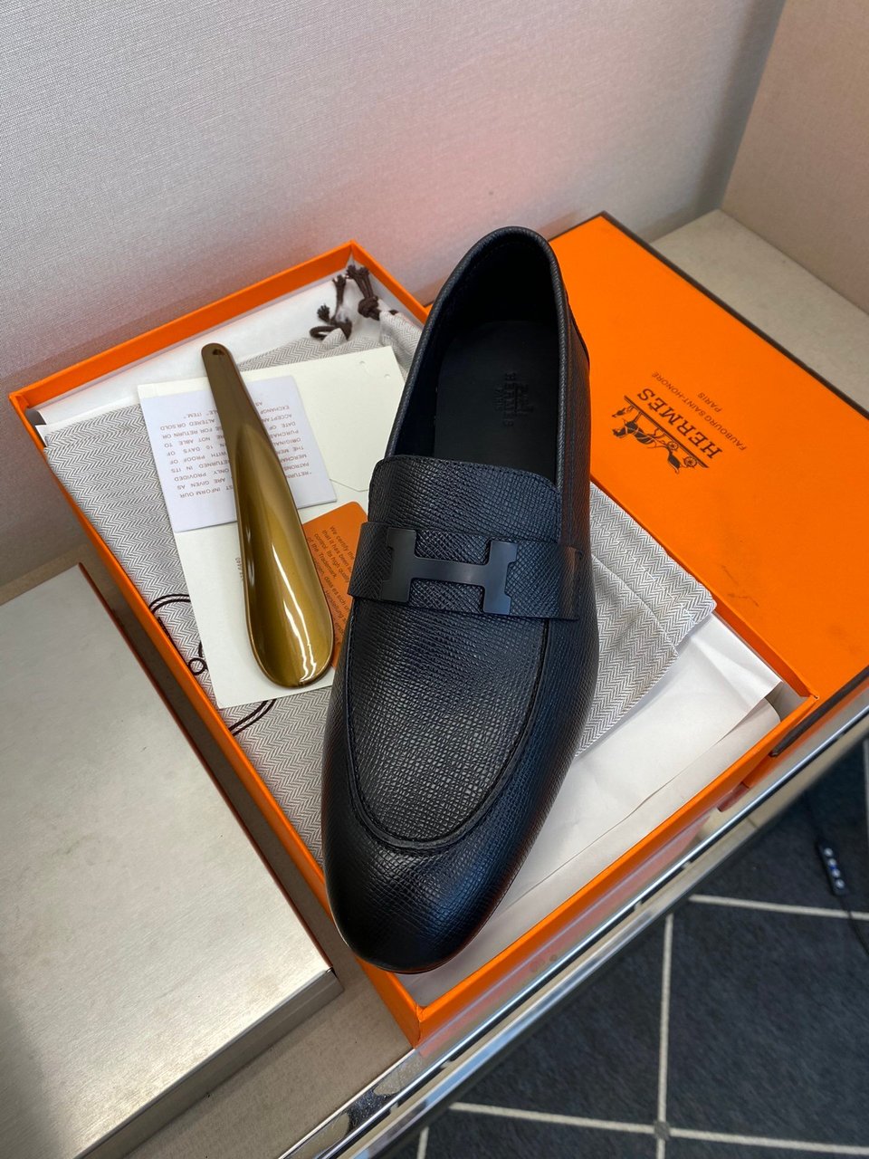 Hermès H-Buckle Polished Black Leather Loafers for Men view 9