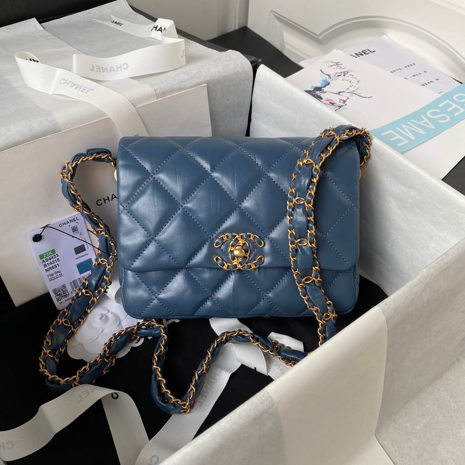Chanel 23K 13,5Cm Steel Blue Calfskin Gold Hardware