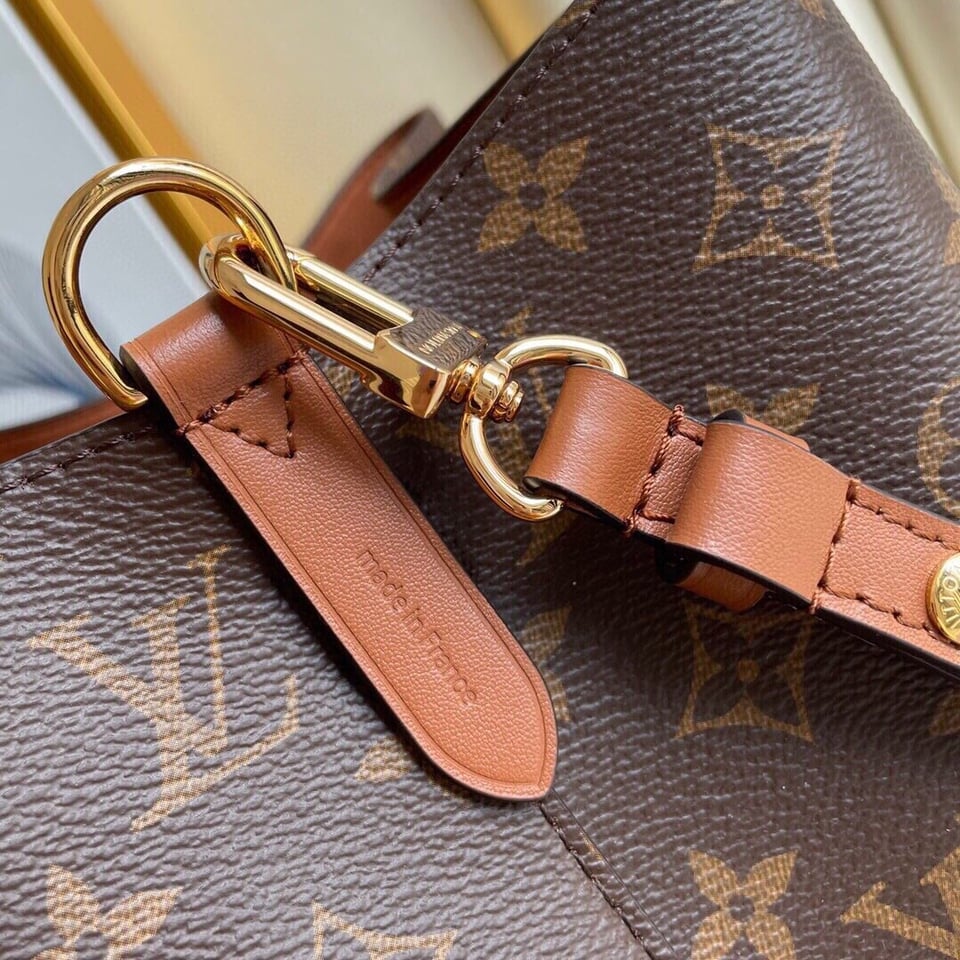 Louis Vuitton Luxury Monogram Canvas And Leather Handbag Neonoe Caramel view 8