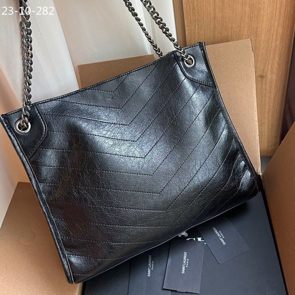 Saint Laurent Medium Niki Shopping Bag Black 33Cm view 9