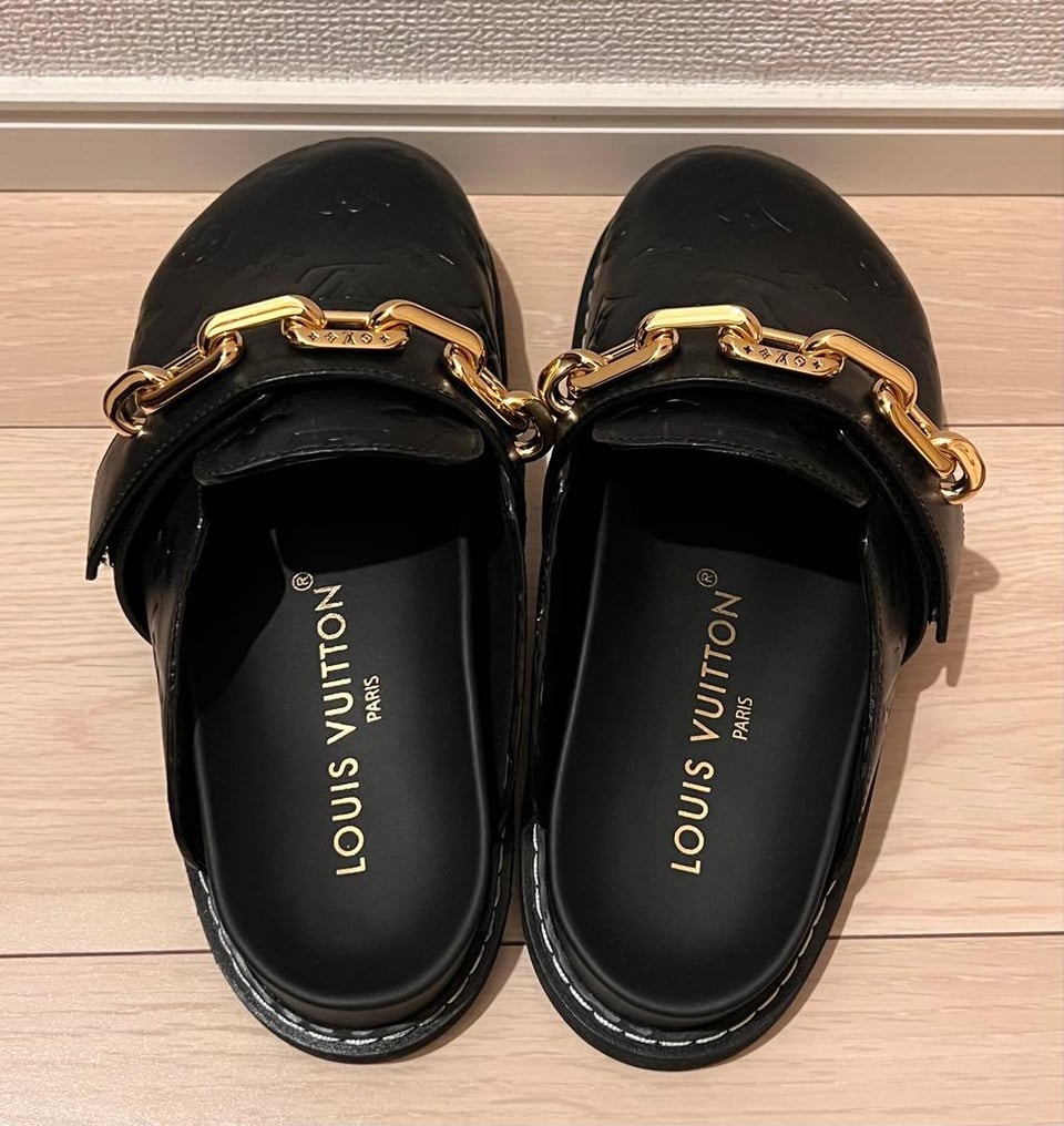 Louis Vuitton Cosy Flat Comfort Clog Monogram Embossed Black Sandals 1AB3OW view 4