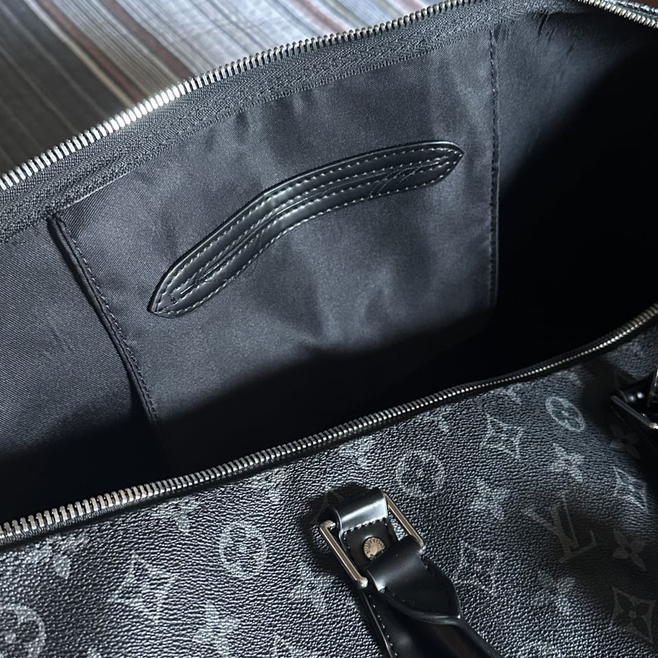 Louis Vuitton Keepall Bandouliere 55 Monogram Eclipse Canvas Travel Bag for Men 55cm/21.7in M40605 view 9