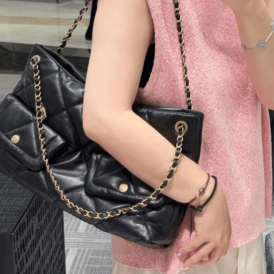 Chanel Hobo Shopping Bag Black – Gold Lambskin 38cm/15in view 3
