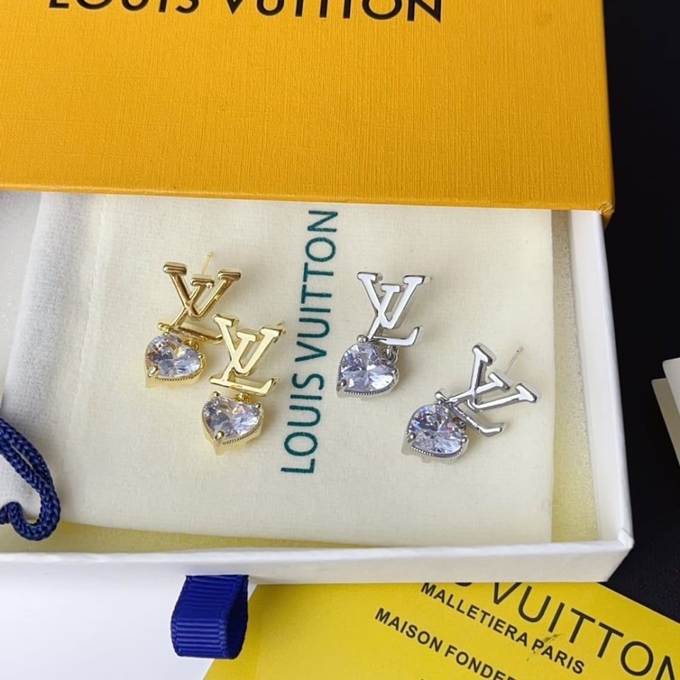 Louis Vuitton Iconic Heart Earrings Gold M02385 view 3