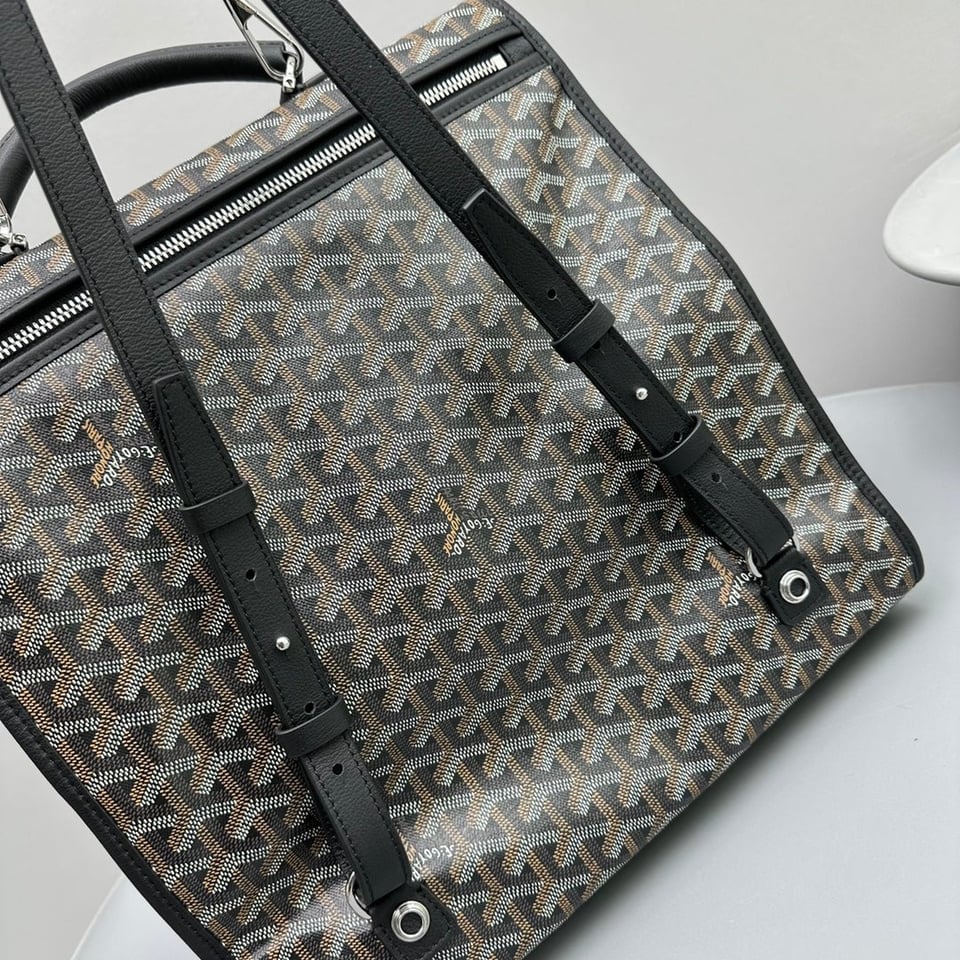 Goyard Leger Backpack 37 Cm Black Goyardine Canvas With Calfskin Trim view 10