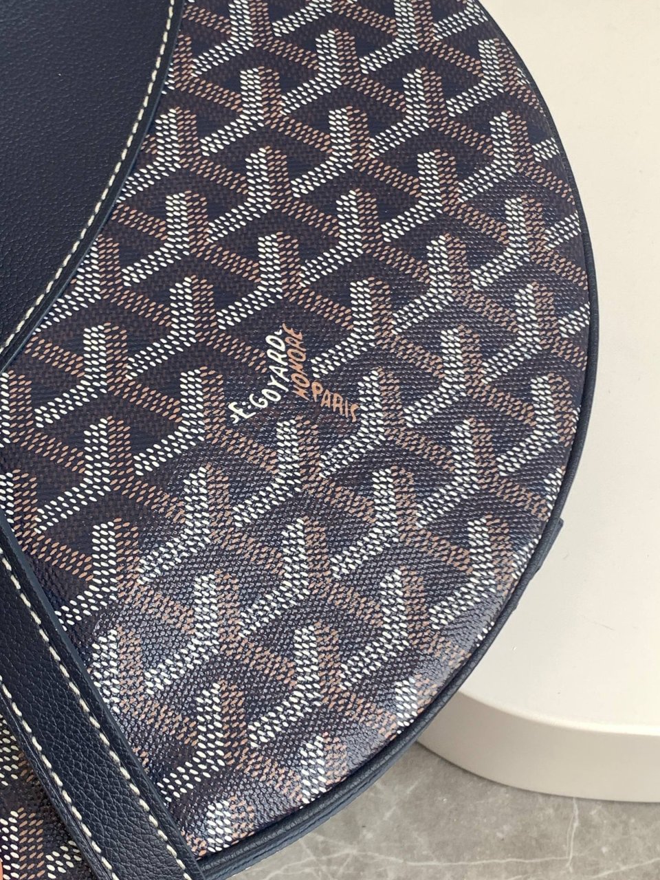 Goyard Hirondelle Bag – Bagistry Closet 25cm Navy Blue view 6