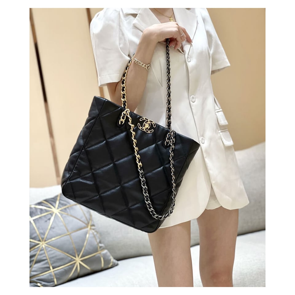 Chanel 19 Black Lambskin Quilted Shopping Bag 37cm view 7