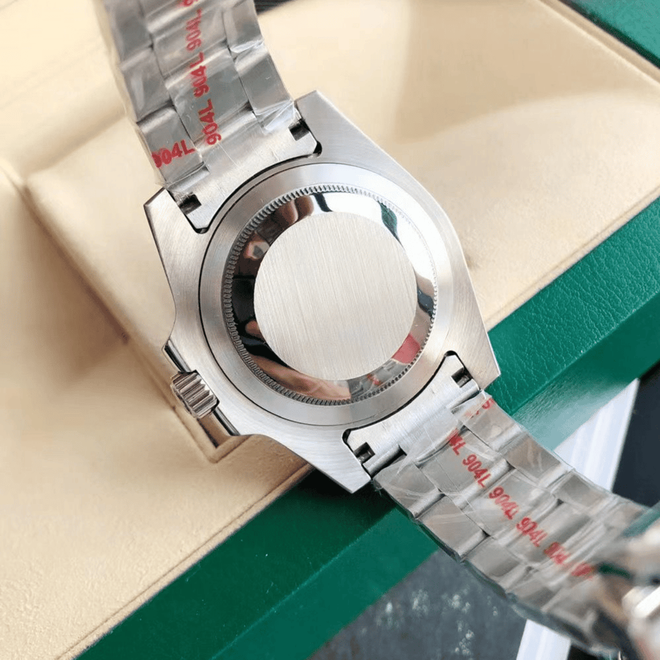 Rolex Submariner White Gold Blue Dial 116619lb view 6