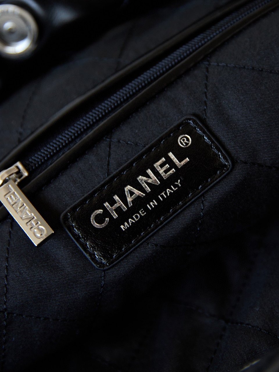 Chanel 22 Hobo Black Calfskin Black Hardware view 10
