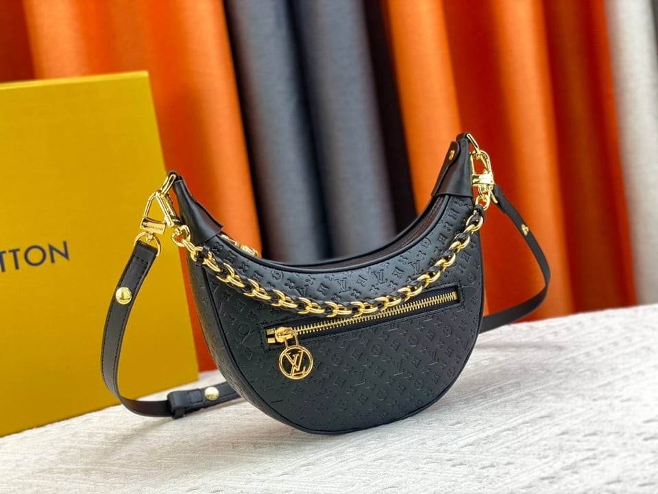 Louis Vuitton Loop Baguette Bag Black 23Cm M22591 view 10