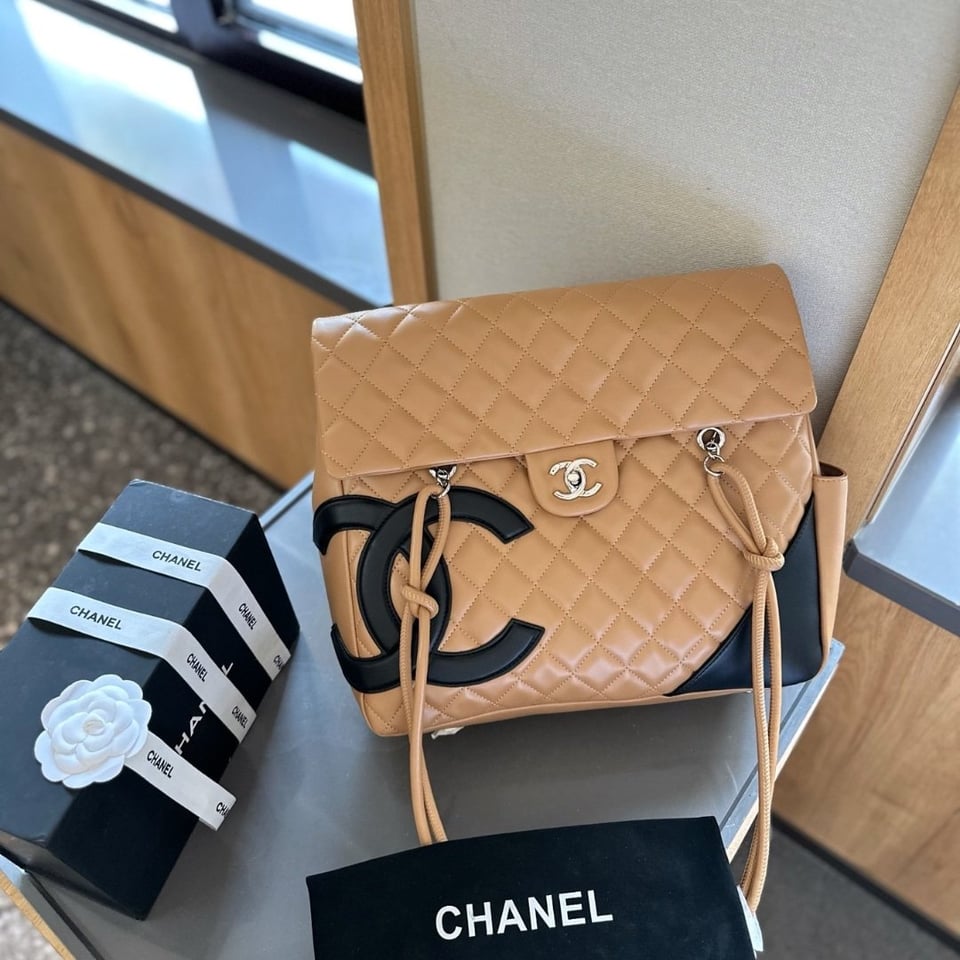 Chanel Cambon Shopping Bag Quilted Leather In Beige And Black 36Cm view 8