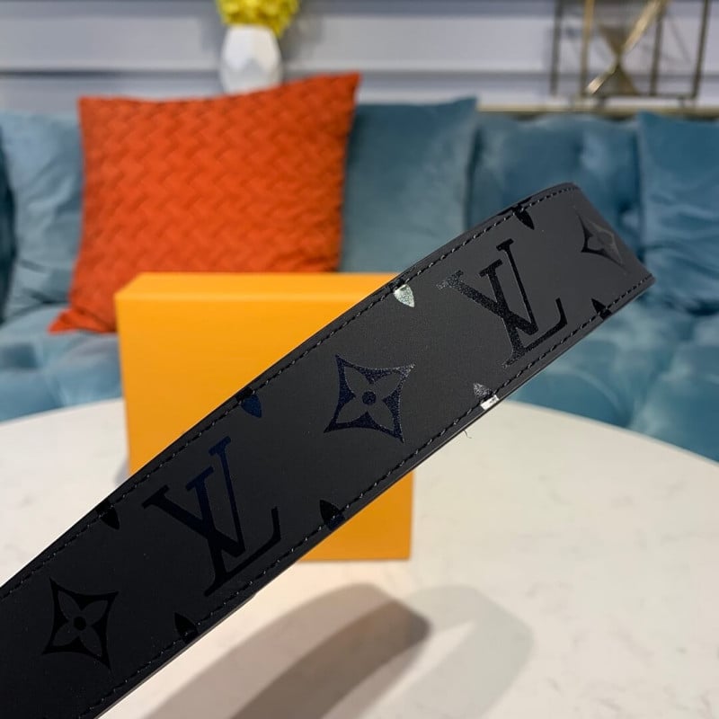 Louis Vuitton LV Circle 30mm Reversible Belt M0139W Gold view 8