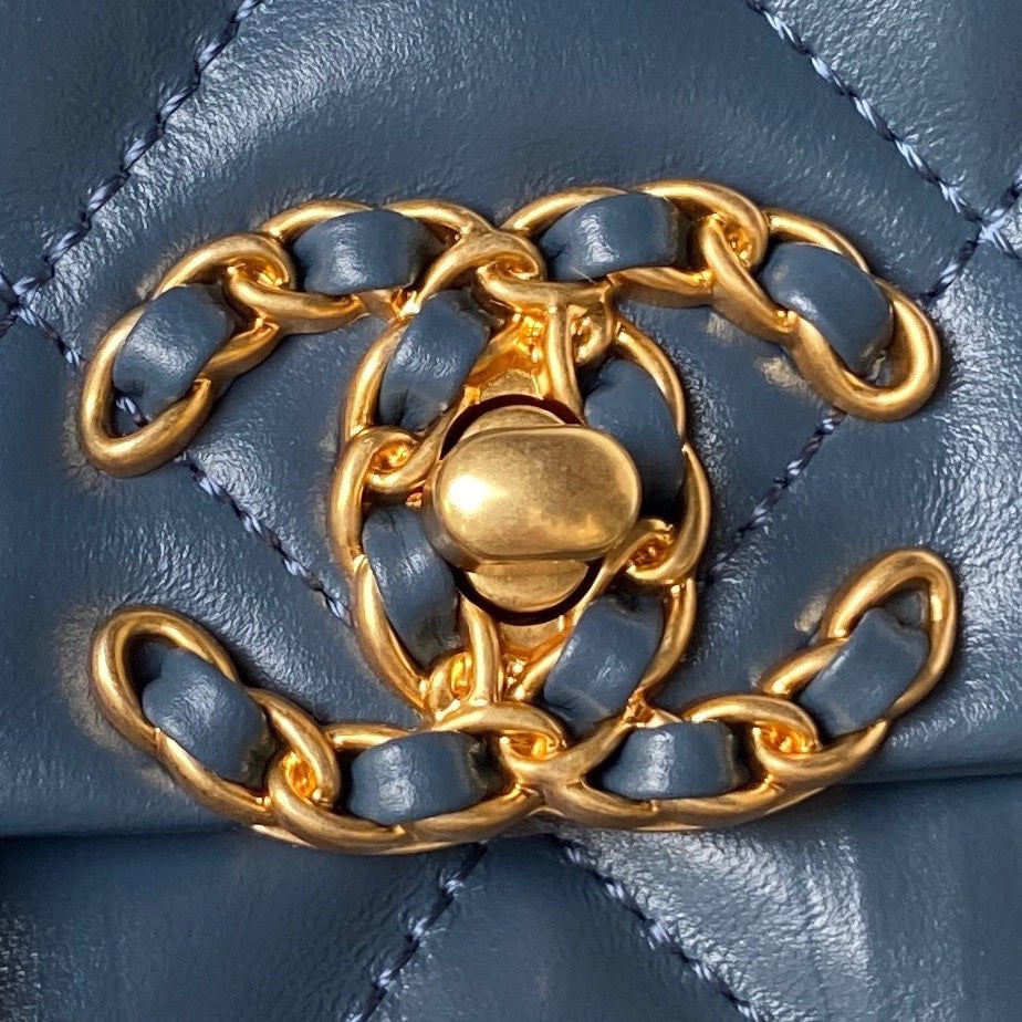 Chanel 23K 13,5Cm Steel Blue Calfskin Gold Hardware view 7