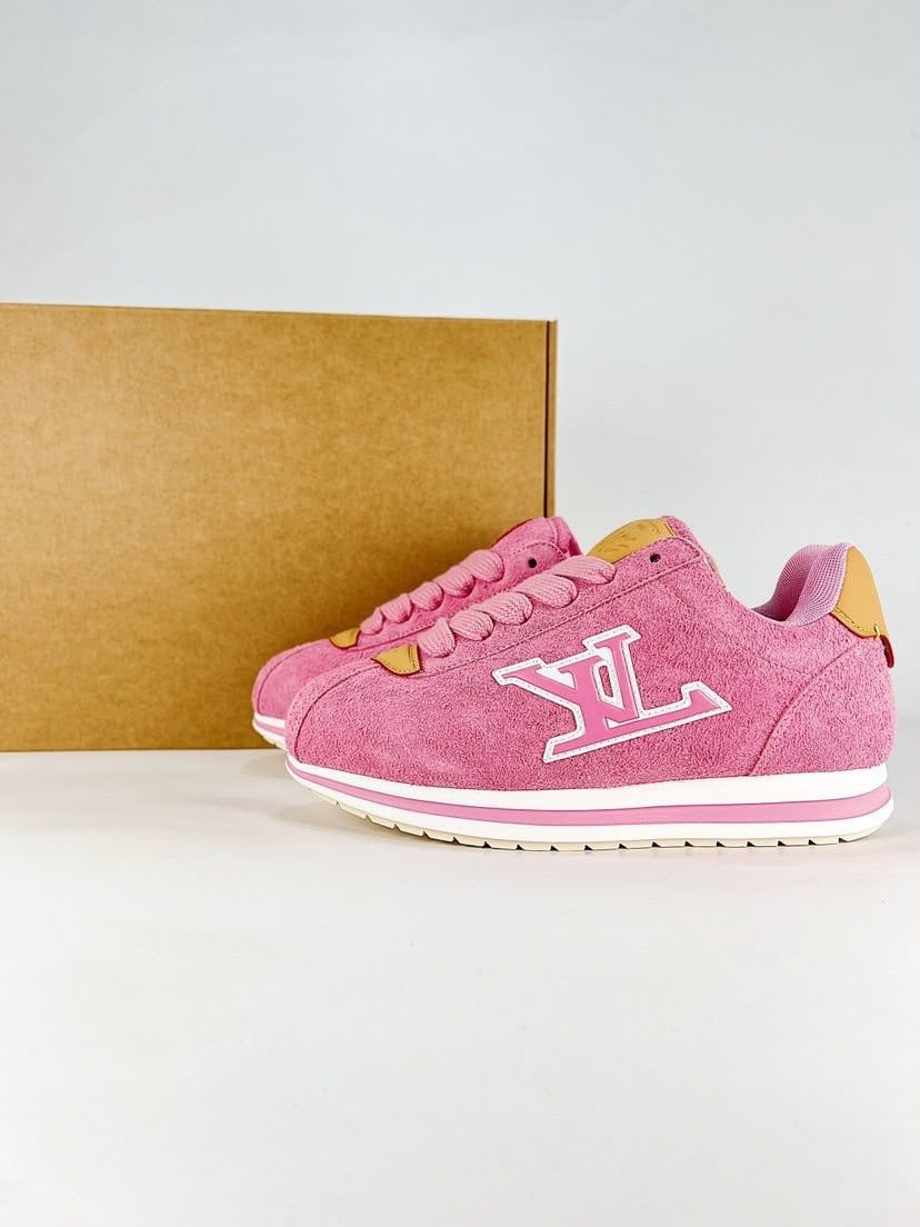 Louis Vuitton Buttersoft Sneakers Pink Color Suede Calfskin 1AKDF8 view 3