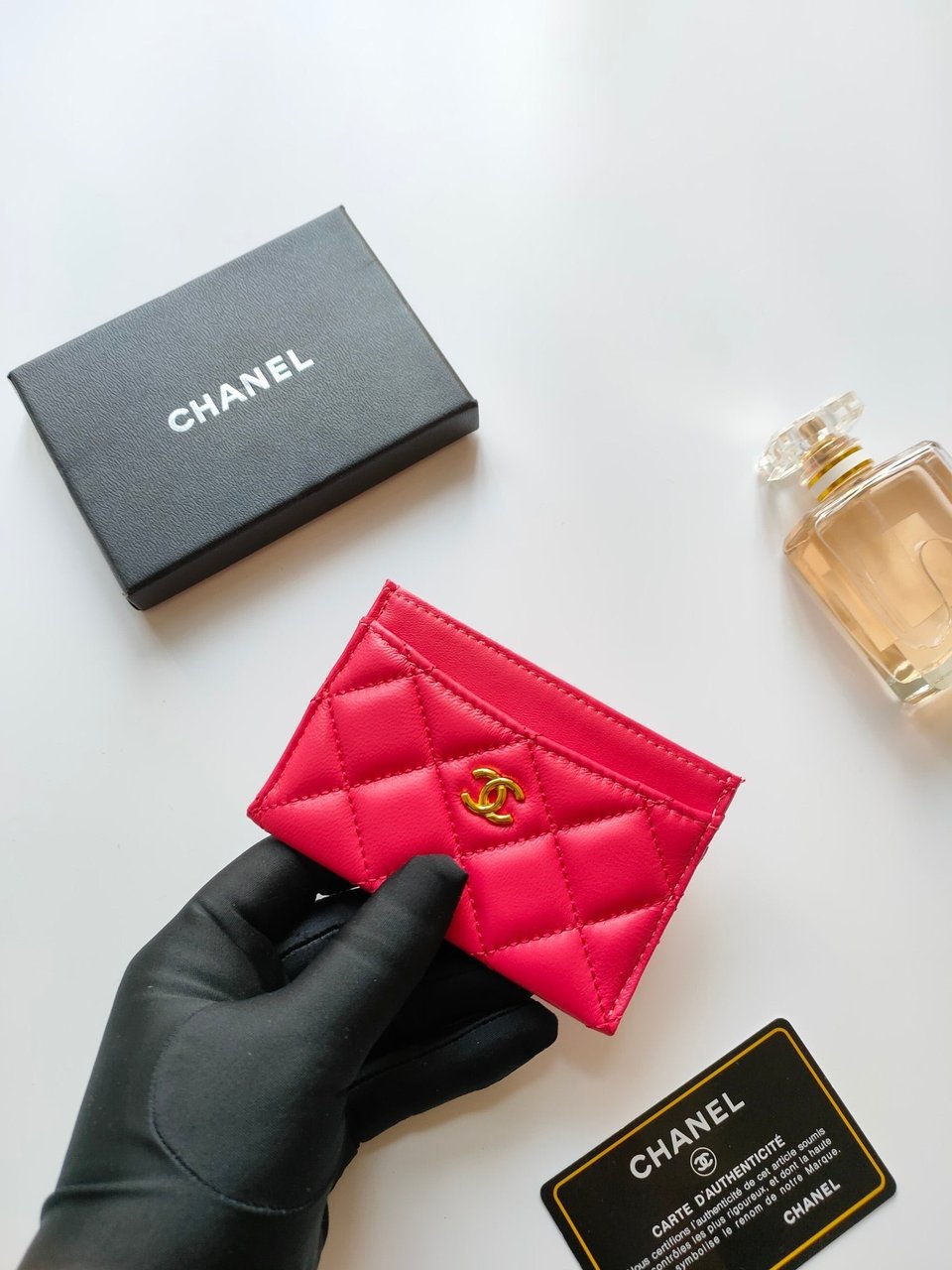Chanel Card Holder 11.2 Red Pink Calfskin Gold Icon view 4