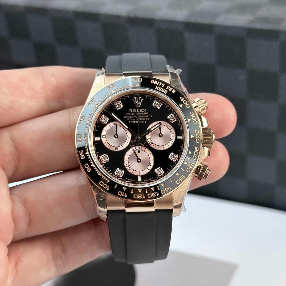 Rolex Daytona 40 mm Sundust Dial 126515LN view 14