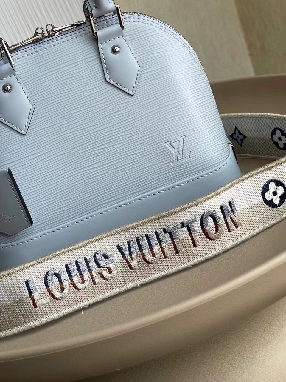 Louis Vuitton Alma Bb 23Cm Blue Bag view 4