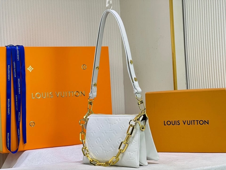 Louis Vuitton Coussin BB 22cm/8.7in Monogram Empreinte Leather White M20770 – Women view 11