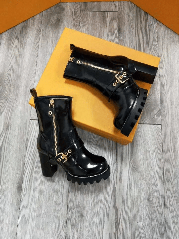 Louis Vuitton Star Trail Ankle Boots Black view 7