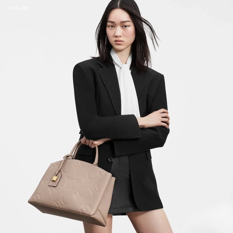 Louis Vuitton Grand Palais Bag Tourterelle Gray 35Cm M45833 view 4