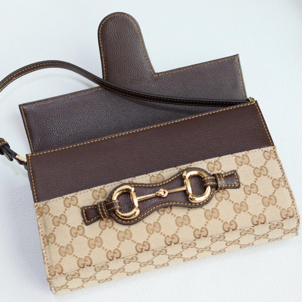 Gucci Horsebit Ristretto Medium Shoulder Bag Brown. view 6