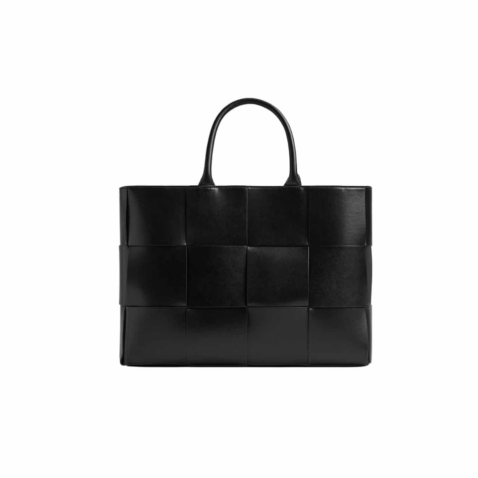 Bottega Veneta Arco Tote Black 37Cm view 2