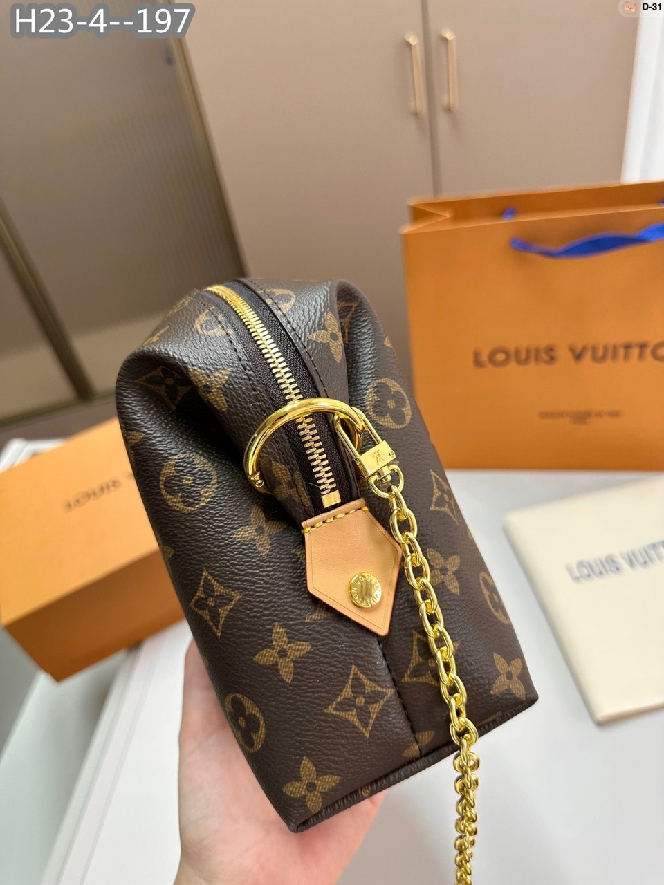 Louis Vuitton Cosmetic Pouch Gm Brown 27Cm M46458 view 10
