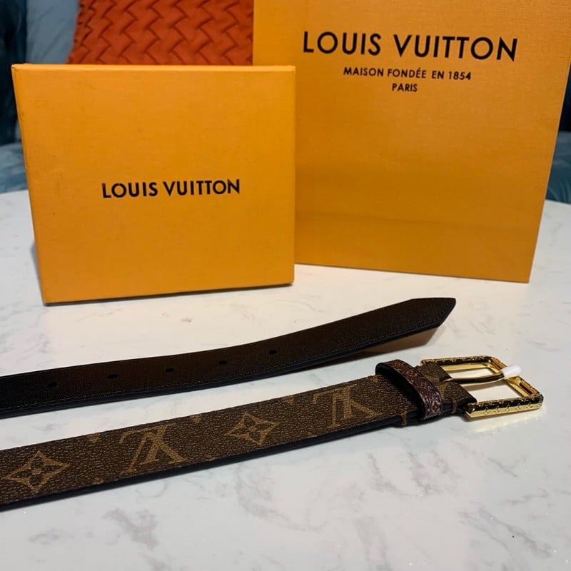 Louis Vuitton Daily LV 30mm Belt M0195U view 9