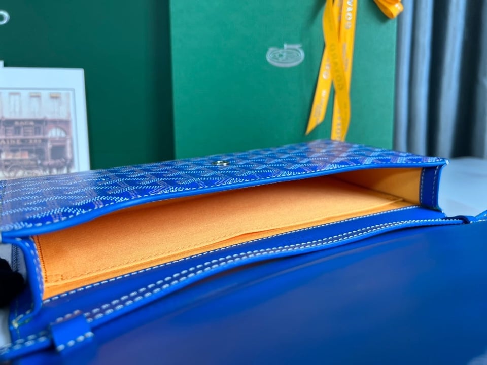 Goyard Monte-Carlo Pm Clutch 25 Cm Sapphire Blue Goyardine Canvas view 5