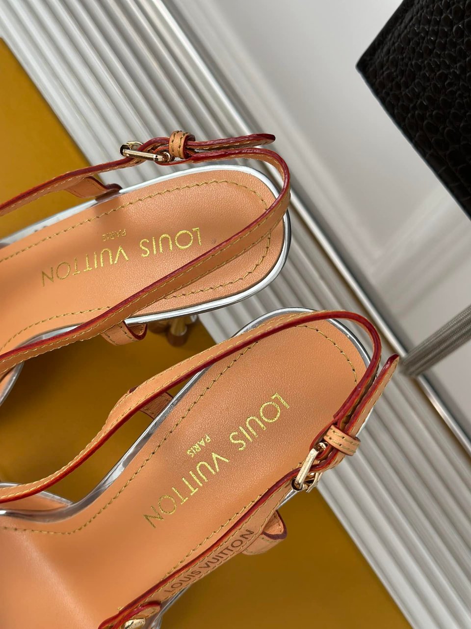 Louis Vuitton Blossom Slingback Pump Silver view 9