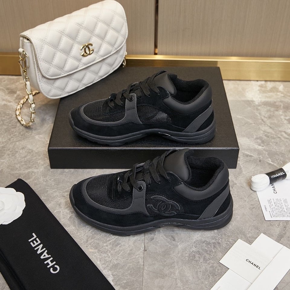 Chanel Cc Logo Sneaker Black G34361 Y53536 94305 view 5