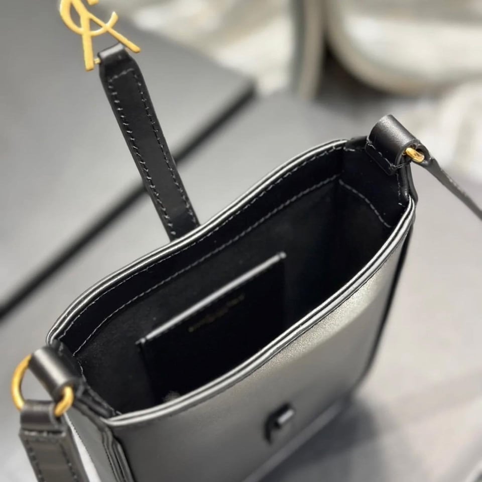 Saint Laurent Le 5 A 7 Mini Vertical Bag Black 18Cm view 6