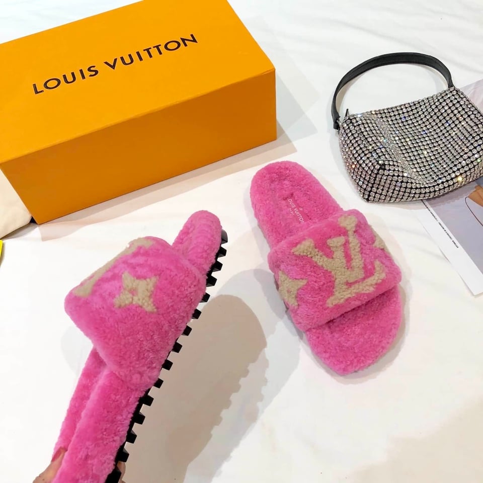 Louis Vuitton Paseo Flat Comfort Mule Pink 1A8Vfl view 10